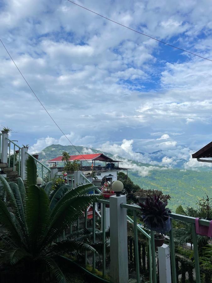 The Gingko Eyrie Apartment Kalimpong Bagian luar foto